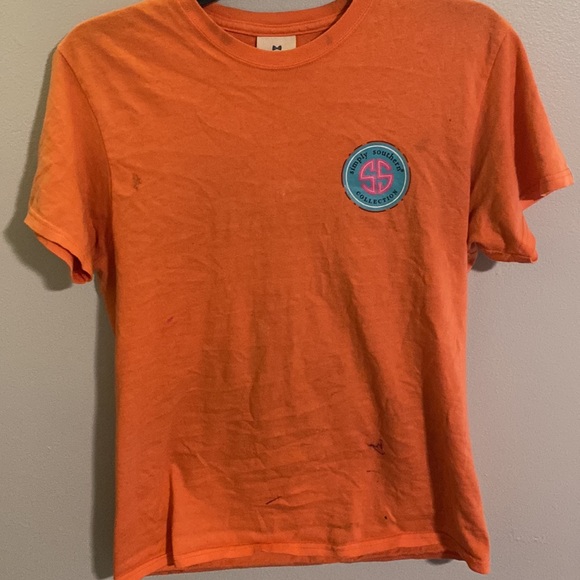 A small simply southern tee - Picture 2 of 4